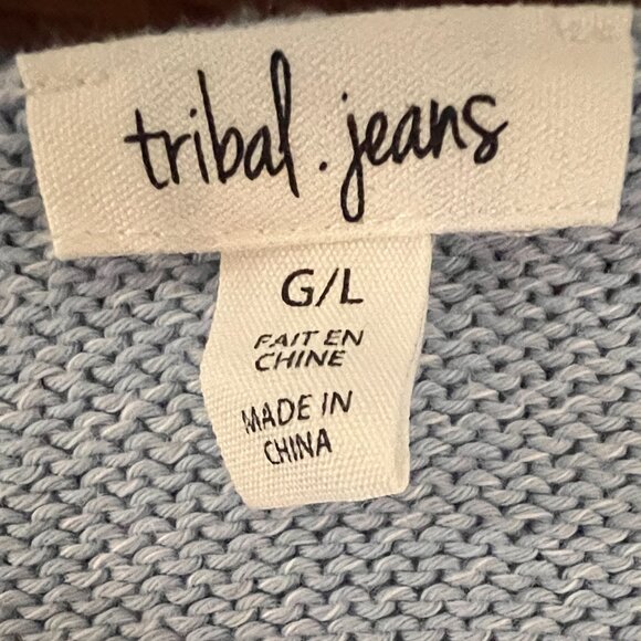 "BEACH" Knit Pullover Sweater โ Soft Blue โ (Fits Like M/L) - Picture 4 of 4